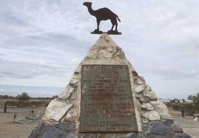The Hi Jolly Monument, a stone pyramid topped with a camel